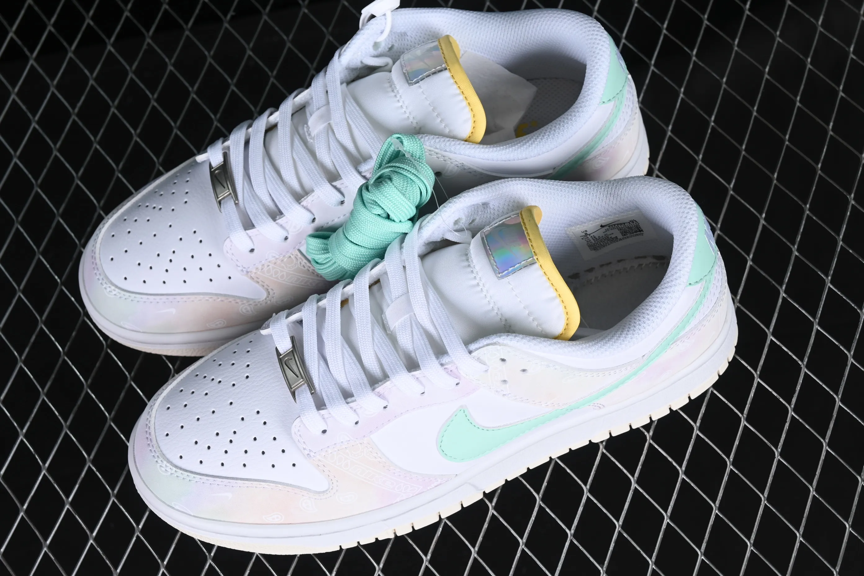 All categories Nk SB Dunk series Nk SB Dunk Low low-top sneakers F version Nk Dunk Low GS "Paisley Print" tie-dyed SB low-top sports and casual sneakers FJ7707-131